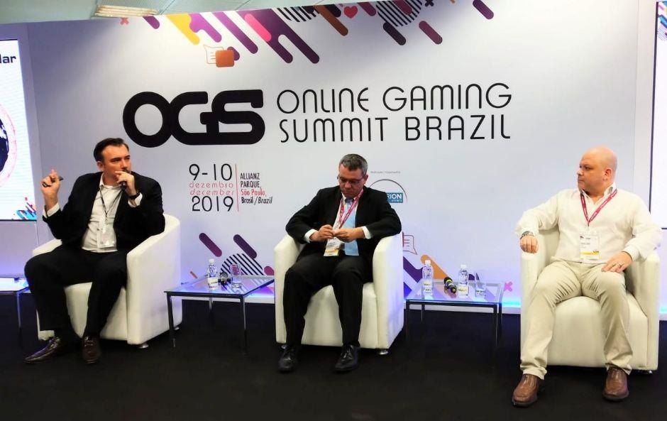 Panel at the Online Gaming Summit Brazil